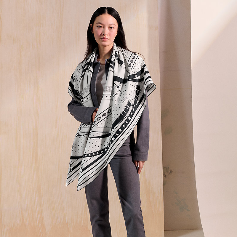 La Promenade du Matin Bandana double face scarf 140 | Hermès USA